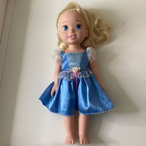 Disney 14” CINDERELLA Doll